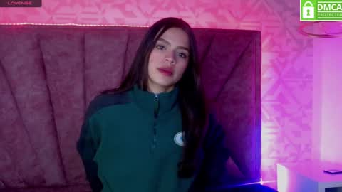 Snapshot of sofia_claark chatting on January 27, 12:58 pm Sofi online show from January 27, 12:58 pm