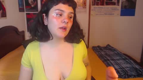 Sofi online show from December 13, 8:37 pm