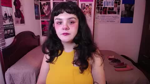 Snapshot of sofia_coolle chatting on February 20, 4:07 pm Sofi online show from February 20, 4:07 pm