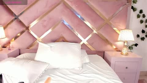   online show from January 17, 9:17 pm