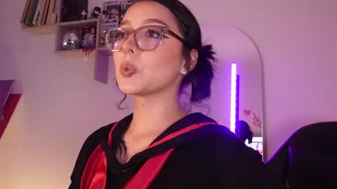 Snapshot of sofia_dream7 chatting on January 13, 12:38 am Sofi online show from January 13, 12:38 am