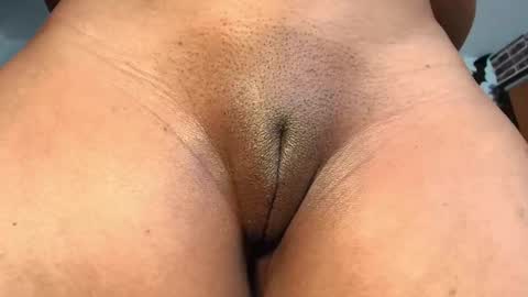 Snapshot of sofia_fer chatting on February 9, 2:37 am sofia online show from February 9, 2:37 am