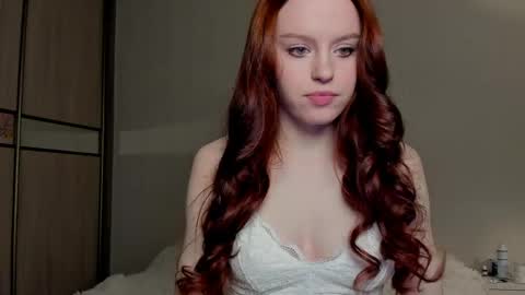 Snapshot of sofia_flowers chatting on May 20, 5:08 pm sofia_flowers online show from May 20, 5:08 pm