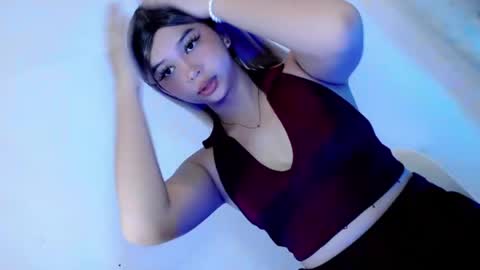 Snapshot of sofia_hottie18 chatting on July 14, 1:30 am sofia online show from July 14, 1:30 am