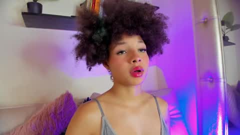 S O F I A  online show from April 9, 8:25 pm