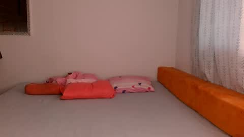 Snapshot of sofia_mark20 chatting on April 11, 2:43 pm Sofia online show from April 11, 2:43 pm