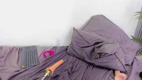 Snapshot of sofia_riveraa chatting on February 23, 7:17 pm SOFIA online show from February 23, 7:17 pm