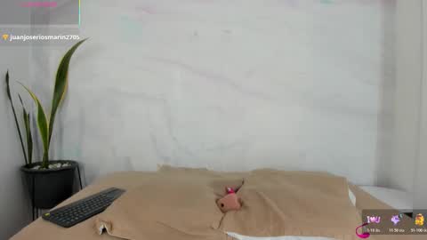 Snapshot of sofia_riveraa chatting on February 11, 7:08 pm SOFIA online show from February 11, 7:08 pm