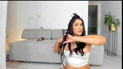 sofia_rivers_ online show from October 2, 12:50 am