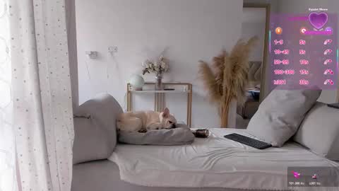 sofia_rivers_ online show from March 22, 2:20 pm