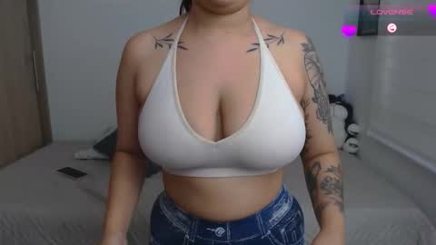 Snapshot of sofia_stonee1 chatting on February 11, 5:40 pm kanella valery online show from February 11, 5:40 pm