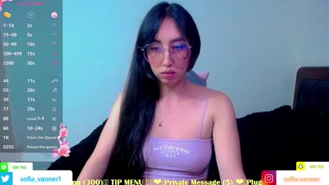 Snapshot of sofia_vanner chatting on February 24, 1:58 am SOFIA online show from February 24, 1:58 am