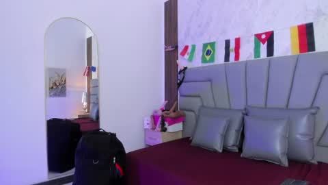 Snapshot of sofia_velez5 chatting on June 29, 11:10 am online show from June 29, 11:10 am