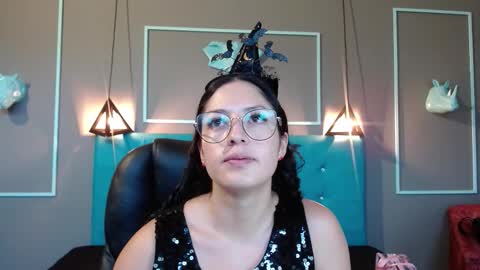 Sofa online show from October 11, 11:09 am