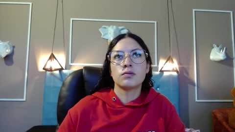 Sofa online show from October 14, 11:00 am