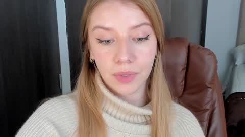 Snapshot of sofia_woodss chatting on January 29, 4:08 pm Sofia online show from January 29, 4:08 pm