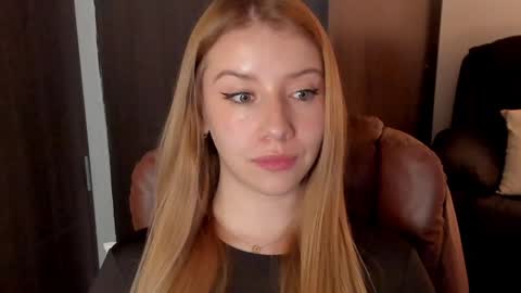 Snapshot of sofia_woodss chatting on January 30, 6:10 pm Sofia online show from January 30, 6:10 pm