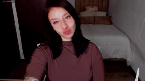 Snapshot of sofia_woodss chatting on October 25, 3:03 am Sofia online show from October 25, 3:03 am