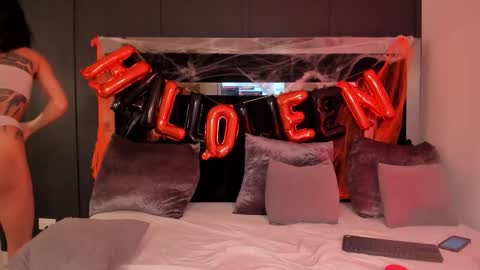 Sofia  online show from October 29, 5:53 am