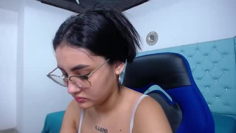 Snapshot of sofiaasexy19 chatting on February 7, 10:52 am Sofia online show from February 7, 10:52 am