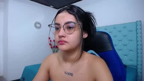 Snapshot of sofiaasexy19 chatting on February 8, 10:40 am Sofia online show from February 8, 10:40 am