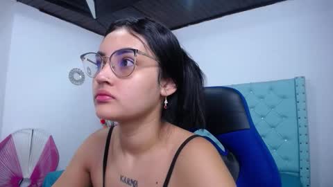 Snapshot of sofiaasexy19 chatting on February 14, 10:45 am Sofia online show from February 14, 10:45 am