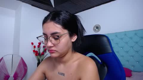Snapshot of sofiaasexy19 chatting on February 22, 10:14 am Sofia online show from February 22, 10:14 am