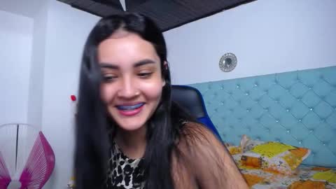 Snapshot of sofiaasexy19 chatting on February 25, 10:47 am Sofia online show from February 25, 10:47 am