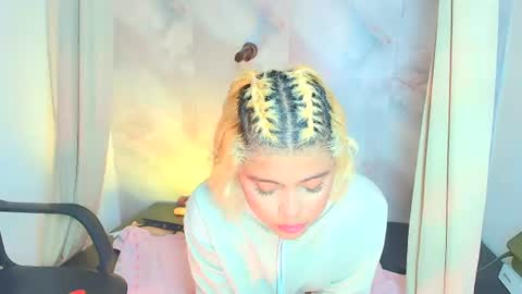 sofiacastillo01 online show from July 14, 1:39 pm