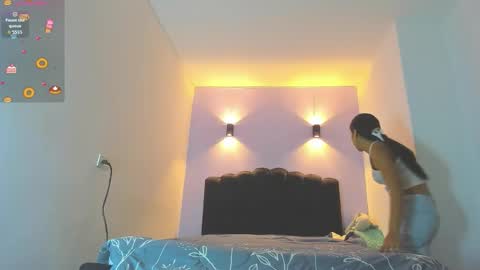 Sofia online show from October 25, 2:19 am