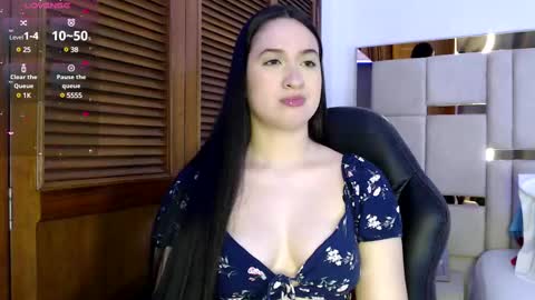Snapshot of sofiaduque_26 chatting on February 19, 8:10 pm sofiaduque_26 online show from February 19, 8:10 pm