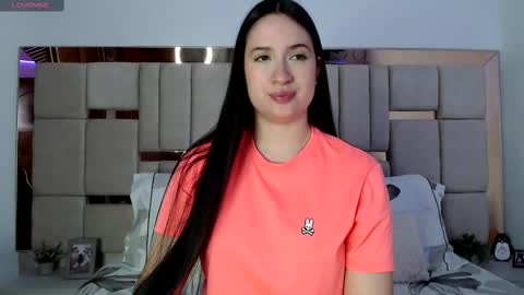 Snapshot of sofiaduque_26 chatting on March 5, 7:06 pm sofiaduque_26 online show from March 5, 7:06 pm