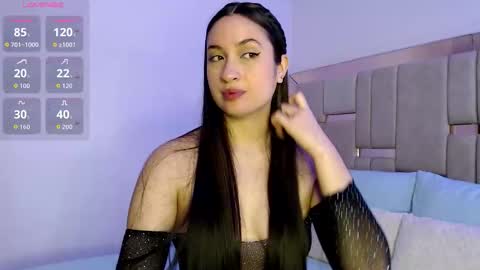 Snapshot of sofiaduque_26 chatting on January 8, 8:00 pm sofiaduque_26 online show from January 8, 8:00 pm