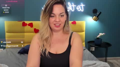 Snapshot of sofiafabulous chatting on February 27, 1:55 pm Sofia online show from February 27, 1:55 pm