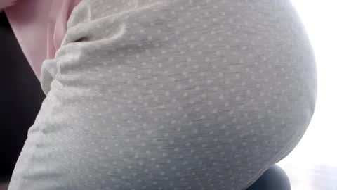 Snapshot of sofialenis chatting on November 5, 2:17 pm SofiaLenis online show from November 5, 2:17 pm