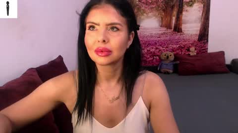 sofialiub online show from December 4, 12:03 pm