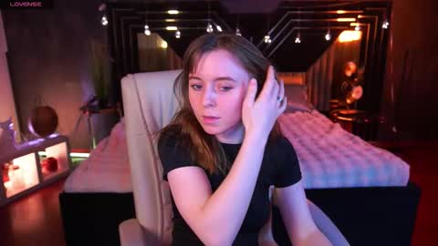 Snapshot of sofialuxuryy chatting on March 11, 2:56 pm SofiaLuxuryy online show from March 11, 2:56 pm