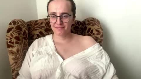 Snapshot of sofianicegirl chatting on June 22, 2:03 pm Sofia online show from June 22, 2:03 pm