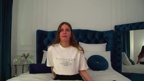 Snapshot of sofiasarvain chatting on January 14, 6:30 am Sofia online show from January 14, 6:30 am