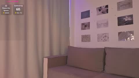 Snapshot of sofiasimons chatting on August 2, 5:39 am Sofia online show from August 2, 5:39 am