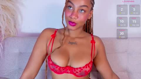 Sofia Stanley online show from February 28, 1:01 pm