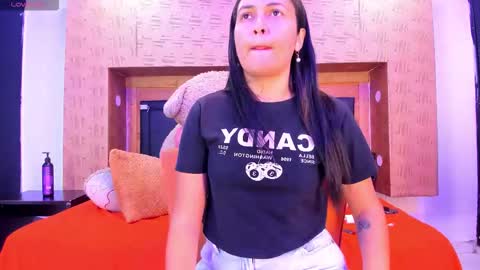 Snapshot of soficams1 chatting on December 20, 11:28 am soficams1 online show from December 20, 11:28 am