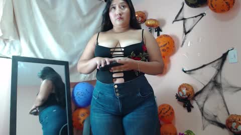 sofi lara online show from November 5, 7:25 pm