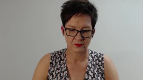 Sofie Velvet online show from September 9, 4:17 pm