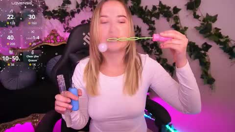 Sofie online show from October 16, 6:53 pm