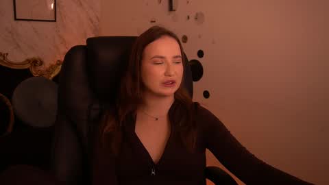 Sofie online show from May 24, 8:25 pm