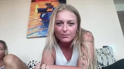 Snapshot of sofienextdoor chatting on November 10, 11:04 pm Sofie Next Door - FIRST STREAM AT 10PM CST WITH SWEDISH CANDII GREEN EYED GODDESS online show from November 10, 11:04 pm