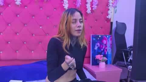 sofii_anal_ online show from September 28, 2:06 am