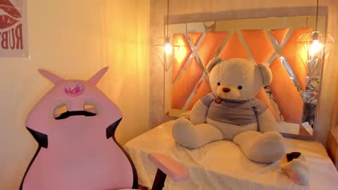   online show from January 13, 8:58 pm