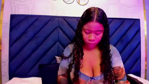 sofiifox online show from January 10, 7:15 pm